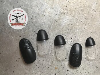 ネイルスミス(Nailsmith)/ブラックフレンチのバブルネイル