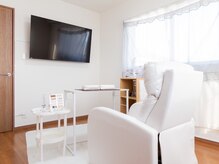 アンジェネイル(Ange nail)/大型テレビ付き個室