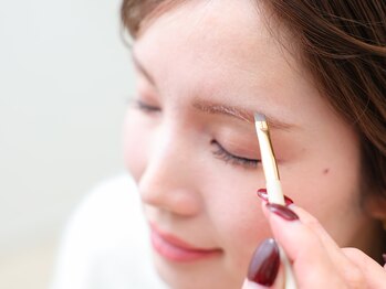 アフェディア(AFEDIA)/アイブロウ施術2