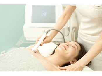 美人バスト 赤羽店/バストアップマシーンを研究開発