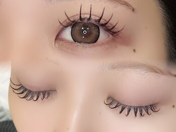 イコール 静岡店(equal)/フラットラッシュ/LED/マツエク