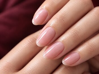 バーガンディ(BURGUNDY)の写真/ケアを習慣に!ネイルできない方も自分へのご褒美におすすめ◎