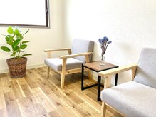 明るく・清潔感のある雰囲気♪リラックスしてお過ごしください