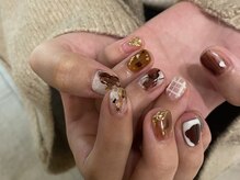 アイネイルズ 渋谷店(I nails)/ブラウンぷっくりチェックネイル