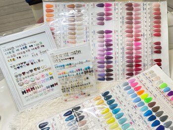 ヴァレンタイン イオン古河店(Valentine)の写真/気分や季節に合わせてネイルもチェンジ♪お一人お一人に合わせたカラーやデザインをご提案致します！！