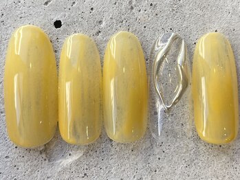 フリークネイル(FREAK Nail)/ミルキーイエローミラー ¥7000