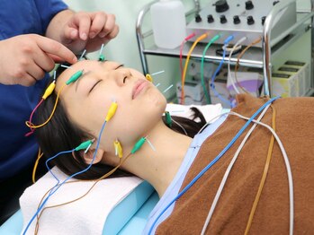 悠和接骨院 鍼灸院の写真/【自分史上最大限の効果を実感】美容鍼で表情筋の深層部に徹底アプローチ★速攻性・持続性の高い小顔へ