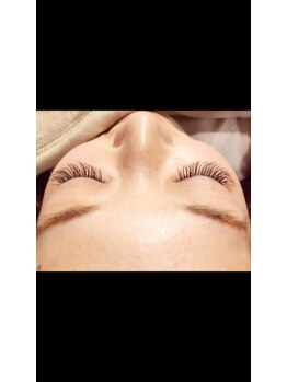 フリルアイビューティ 豊中店(Frill Eye Beauty)/