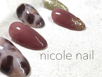ニコルネイル(nicole nail)/H1090WhiteTortoiseshell¥10000