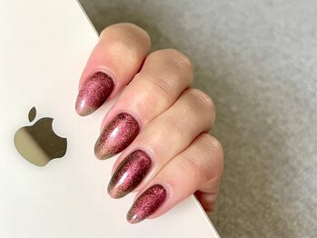 ココネイル(CoCo Nail)/シンプル上品☆マグネットネイル