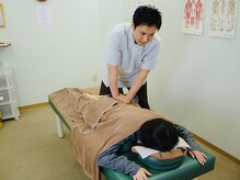 サンキュア今池整体(Sun cure)/うつ伏せによる施術例２