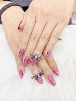 リラネイルサロン/マグネットネイルパーツ追加料金