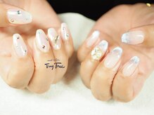 タイニーツリー(Tiny Tree)/ビジューネイル