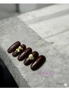 濃厚チョコ×ゴールドベアネイル