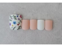 スリー 自由が丘(THREE)/マットボタニカル