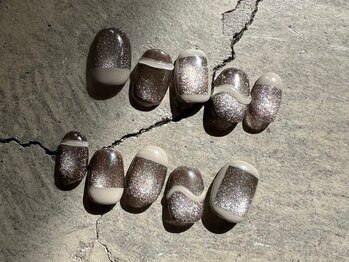 ガレージネイル(GARAGE Nail)の写真/爪を削らないパラジェル使用◎持ち込みアートも大歓迎♪周りと差がつく、あなたの理想の指先へ。