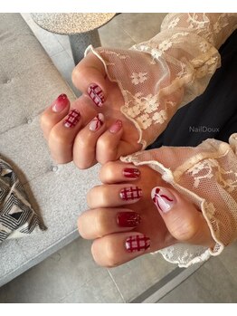 ガーリーネイル