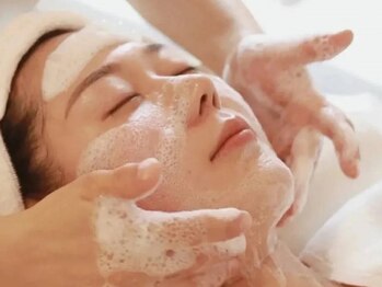 エステティック YIMEI【リラク・痩身・小顔・リンパサロン】【2月上旬 OPEN(予定)】の写真/話題のレモンボトル!《小顔デトックス+極上リンパ60分¥7900》二重あご・もたつきを集中撃退★