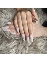 みいこのネイルサロン/ピアスネイル