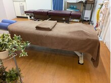 横浜さくらのカイロプラクティックの雰囲気（施術は一人ずつ行うので周りを気にすることなく受けれます☆）