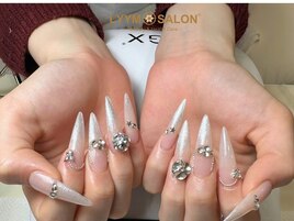 シルバーラメ×ストーンネイル