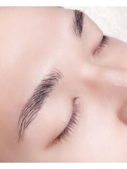 ルセロ(LUCERO)/◆ハリウッドブロウリフト◆