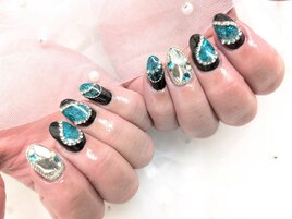 ブルーグリッターネイル