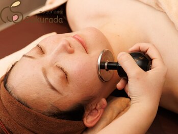 サクラダ治療室 東十条院の写真/【女性特有のお悩みへアプローチ☆】代謝を上げて冷えやむくみを改善＆お悩みの根本解決をサポート♪