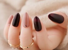 ヴァンネイル(VINGT NAIL nail&eye beauty)/大人シック×上品ネイル