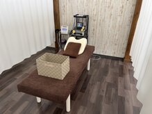 首こり肩こり専門整体 おおたの雰囲気（カーテンで仕切られていているので安心して施術を受けられます♪）