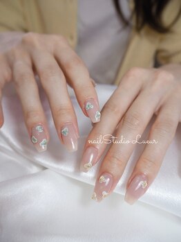 リュール(Lueur)/ニュアンスお花ネイル