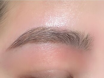 ジル(Jill)の写真/【眉毛WAX脱毛¥5000】眉毛を整え垢抜けトレンド顔に!話題のハリウッドブロウリフトも◎理想の眉毛をご提案*