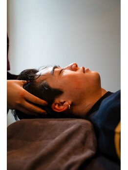 ボー(BeAu)/ヘッドマッサージ施術風景