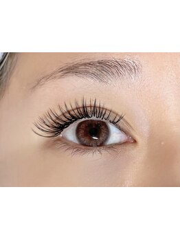 ボリュームのある目元にしたい