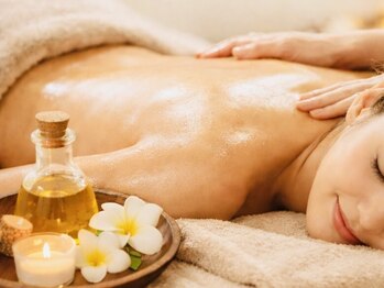 アルマ(Alma.s)の写真/《どこへ行っても満足できなかったという方に◎》女性セラピストが強く、心地よい圧で身体の不調を整える♪