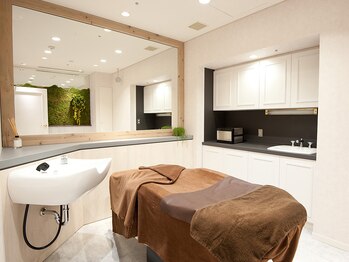 ヨシザワ インク 横浜みなとみらい桜木町店(YOSHIZAWA Inc.)