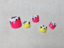 ネイルサロンアンドスクール アイビー(IVY)/ネオンなフット♪