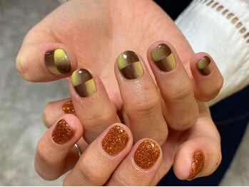 カーティシーネイルズ(curtisii NAILS)/