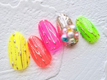 カトルナフ(quatre fois neuf)/大人のヨーヨーネイル