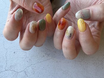 プラス サード(Plus 3rd)/ニュアンスネイルby marina.a