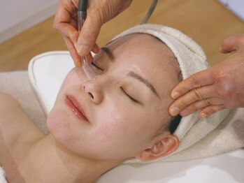 ウィッシュ 与野(Wish)/吸引 / 毛穴内部の汚れ除去