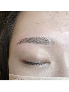 モナ(Mona)/美眉スタイリング