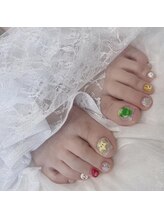 リンドネイル バイ モカ アンド ララ(Lind nail by moca and LaLa)/キャラクターフットネイル