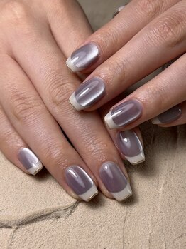 ハチニーキューネイルアトリエ(829 Nail Atelier)/マグネットフレンチネイル