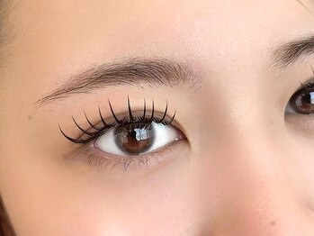 フィズ アイ ビューティ豊橋山田店(fiz)/マツエク｜バインドロック