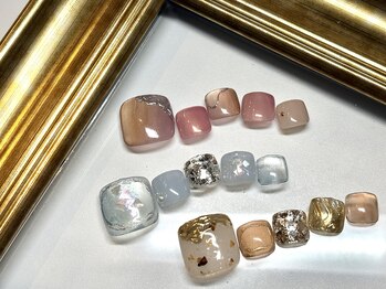 アットーレ 札幌の写真/オトナ可愛い&足元が華やかに☆1年中人気の"フットネイル"カラー数豊富にご用意◎マグネットもおすすめ!