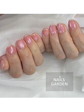 ネイルズガーデン(NAILS GARDEN)/ラメラインネイル