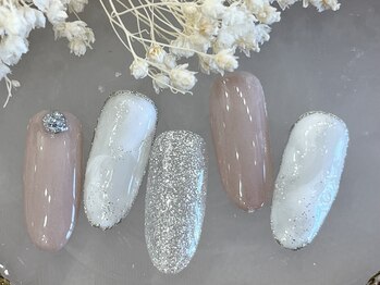 ネイルサロンアンドスクール ブロッサ(BLOSSA)/定額コース¥7700