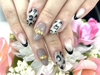 ディーネイル 四条烏丸(D-nail)/【山田】レオパード×フレンチ