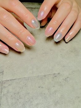 サング ネイル ビューティー アトリエ(suNg nail beauty atelier)/プラチナマグ×オーロラ